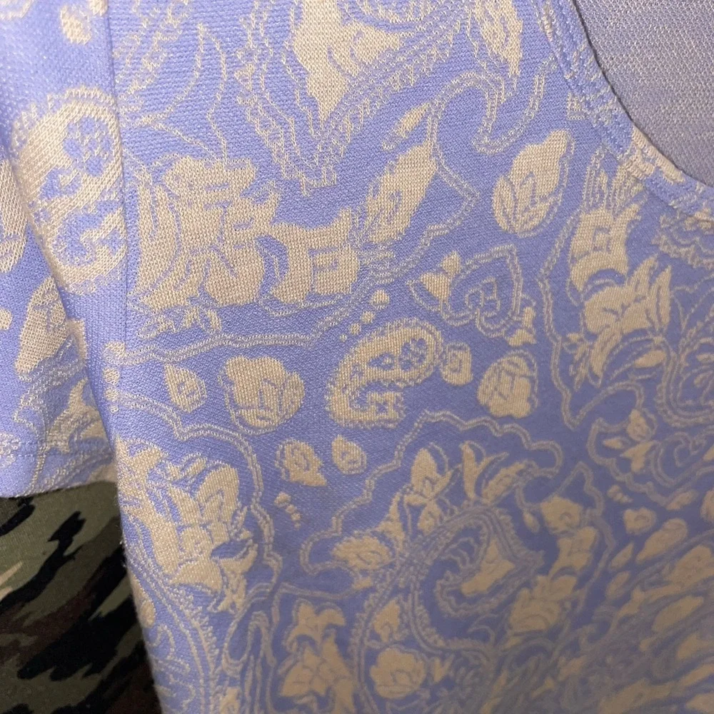 Lularoe: 4 classic shirt bundle - Picture 4 of 6